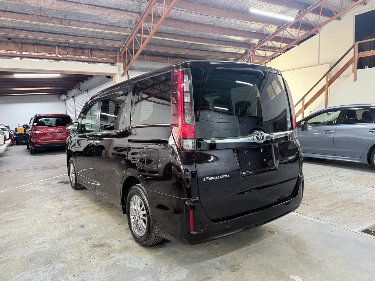 2015 Toyota Esquire 8 Seater – photo 6