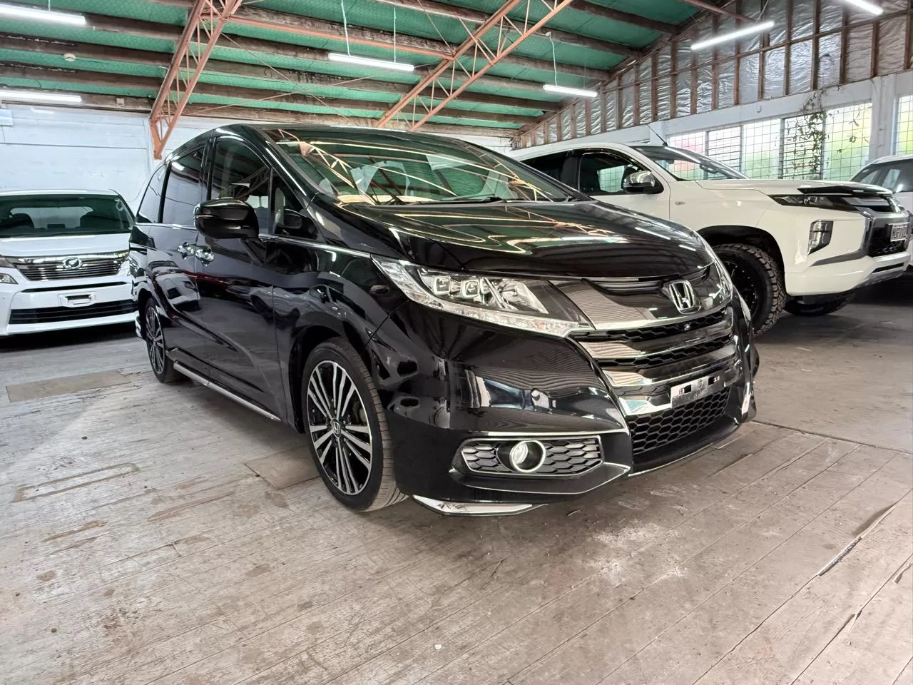 2013 Honda Odyssey Absolute – photo 3