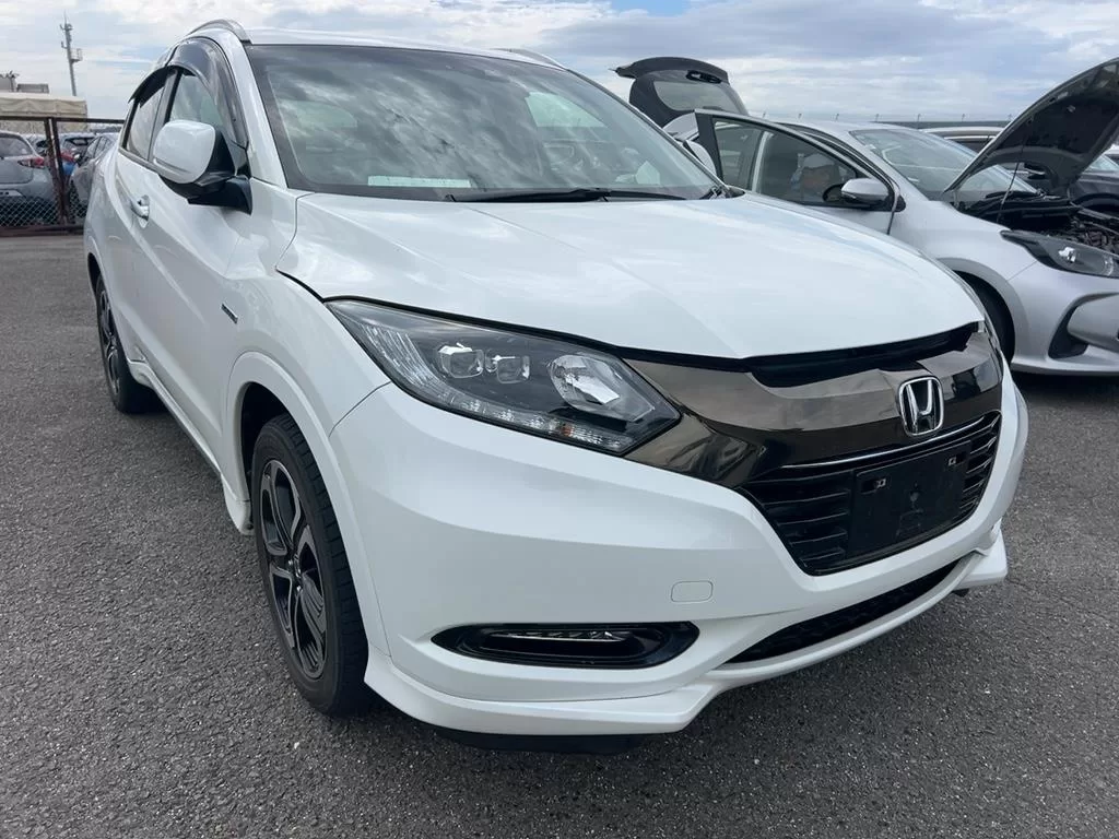 2016 Honda Vezel – photo 1