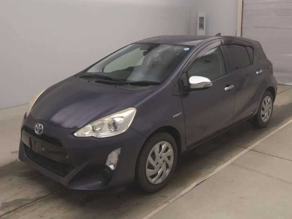 2015 Toyota Aqua S – photo 1